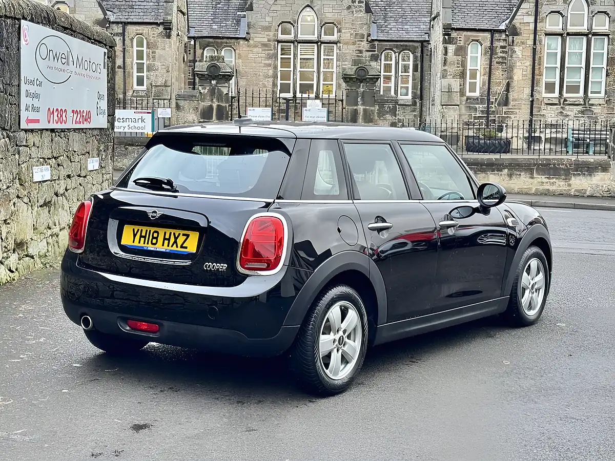 Used 2018 MINI Hatchback Cooper Black - Interior and Exterior details 11