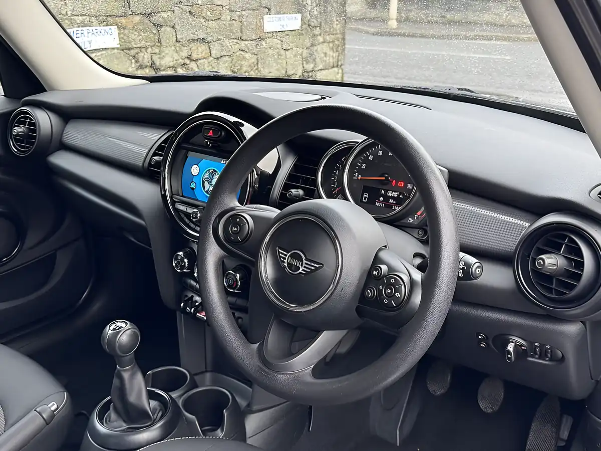 Used 2018 MINI Hatchback Cooper Black - Interior and Exterior details 19