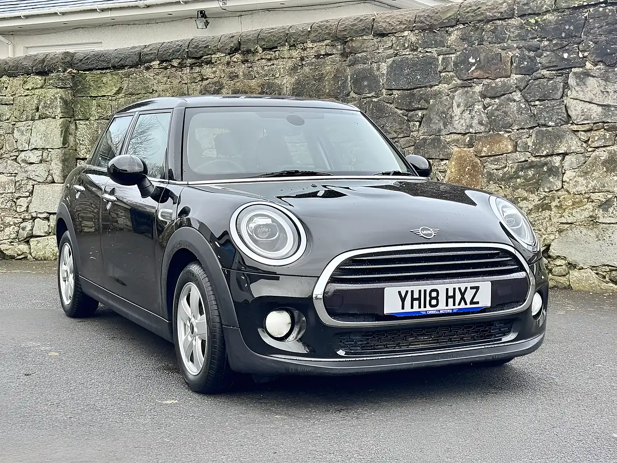 Used 2018 MINI Hatchback Cooper Black - Interior and Exterior details 20