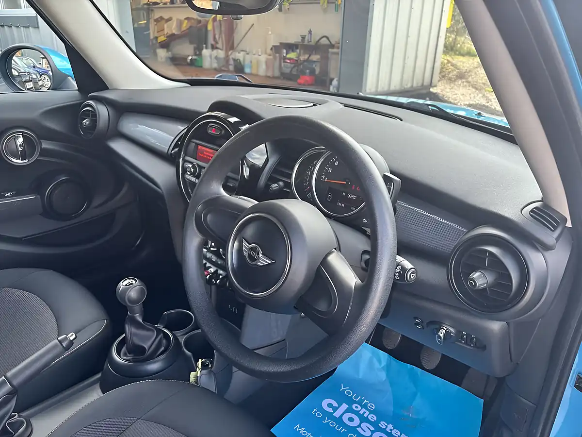 Used 2018 MINI Hatchback Cooper Blue - Interior and Exterior details 2