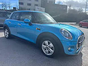 Used 2018 MINI Hatchback Cooper Blue - Interior and Exterior details 5