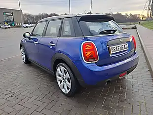 Used 2018 MINI Hatchback One Blue - Interior and Exterior details 13