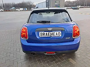 Used 2018 MINI Hatchback One Blue - Interior and Exterior details 14