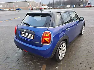 Used 2018 MINI Hatchback One Blue - Interior and Exterior details 15