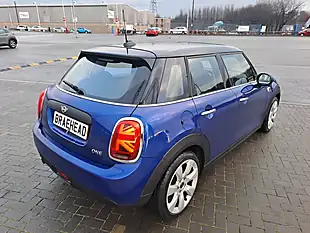 Used 2018 MINI Hatchback One Blue - Interior and Exterior details 17
