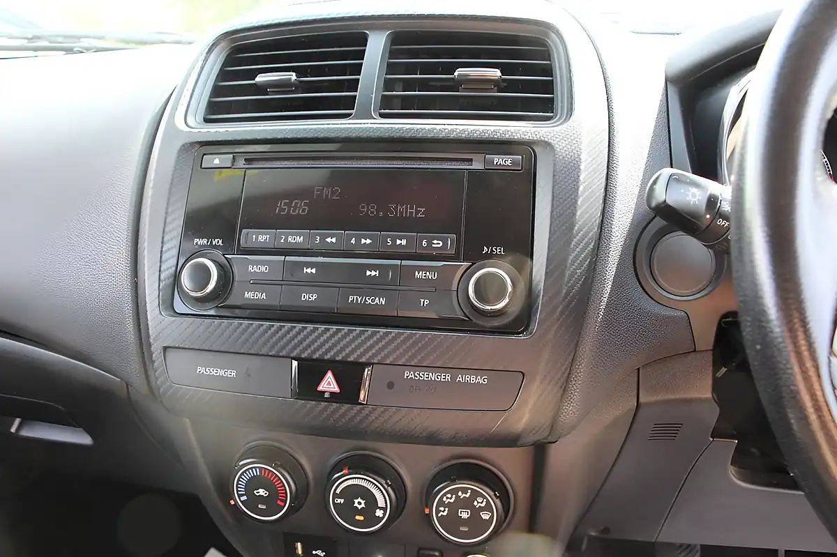 Used 2018 Mitsubishi Asx 2 Blue - Interior and Exterior details 18