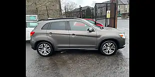 Used 2018 Mitsubishi Asx 4 Brown - Interior and Exterior details 3