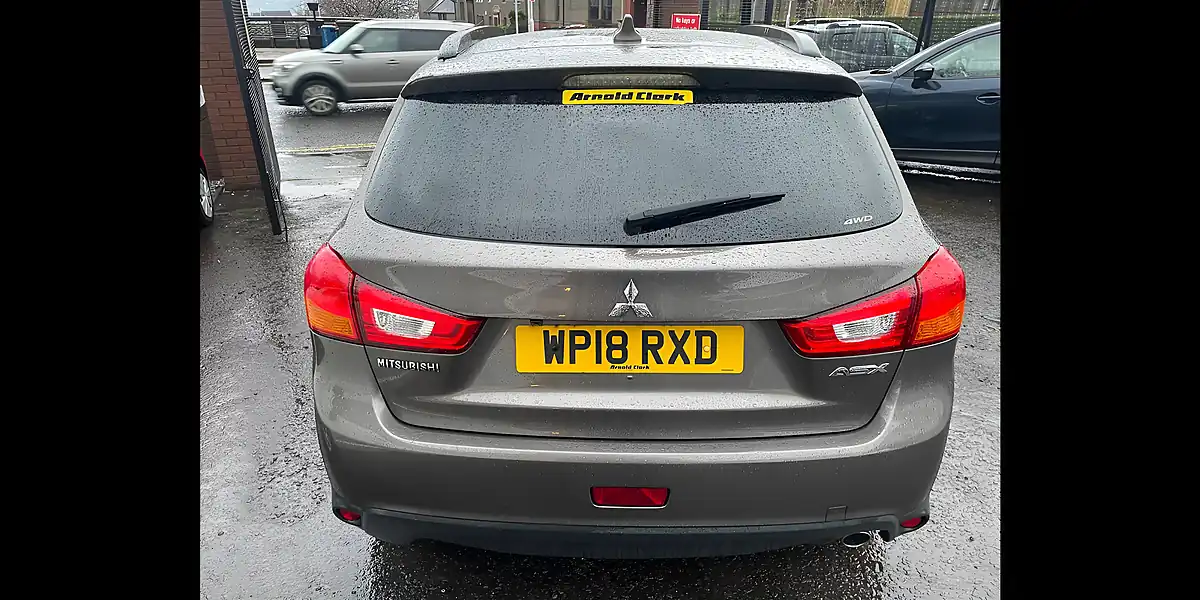 Used 2018 Mitsubishi Asx 4 Brown - Interior and Exterior details 5