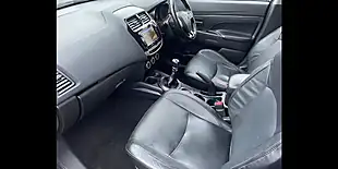 Used 2018 Mitsubishi Asx 4 Brown - Interior and Exterior details 8