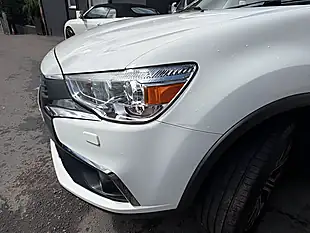 Used 2018 Mitsubishi Asx 4 White - Interior and Exterior details 10