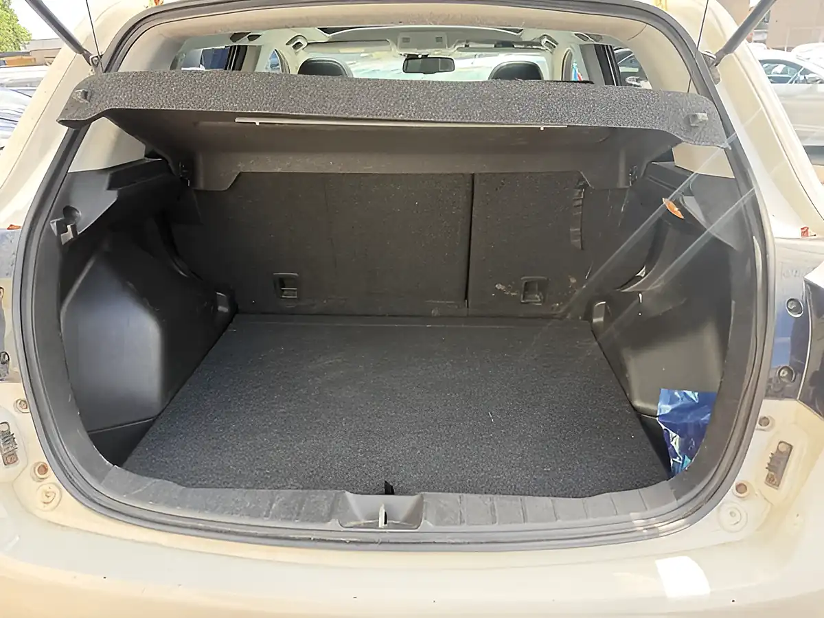Used 2018 Mitsubishi Asx 4 White - Interior and Exterior details 13