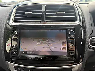 Used 2018 Mitsubishi Asx 4 White - Interior and Exterior details 16