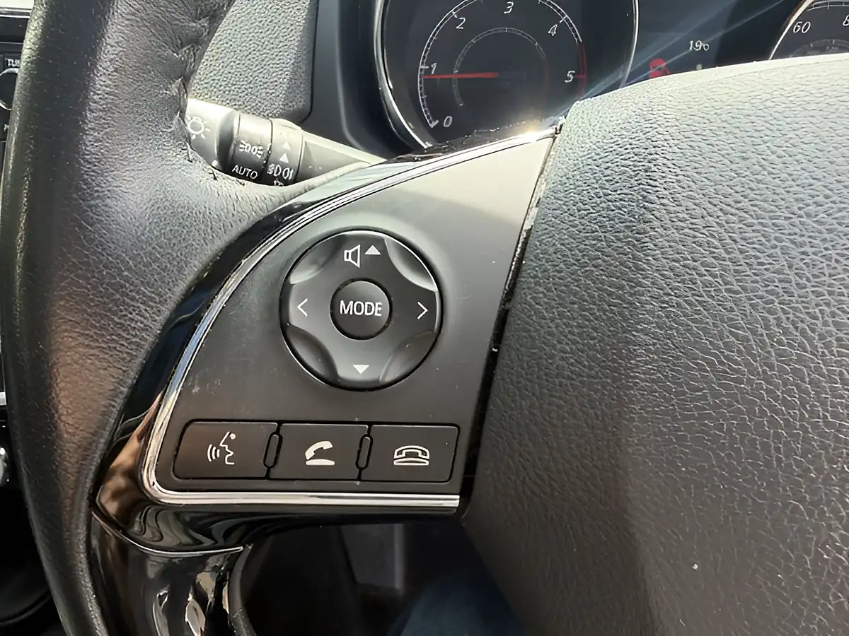 Used 2018 Mitsubishi Asx 4 White - Interior and Exterior details 19