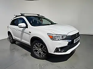 Used 2018 Mitsubishi Asx 4 White - Interior and Exterior details 2