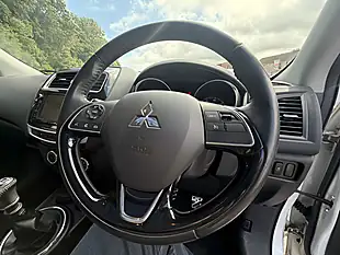 Used 2018 Mitsubishi Asx 4 White - Interior and Exterior details 20