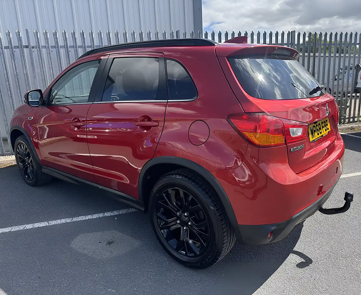 Used 2018 Mitsubishi Asx 4WD Red - Interior and Exterior details 4