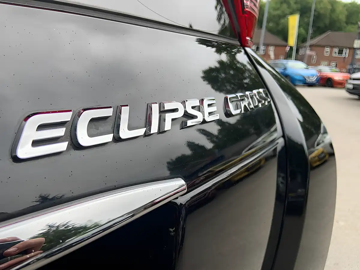 Used 2018 Mitsubishi Eclipse Cross 3 Black - Interior and Exterior details 8