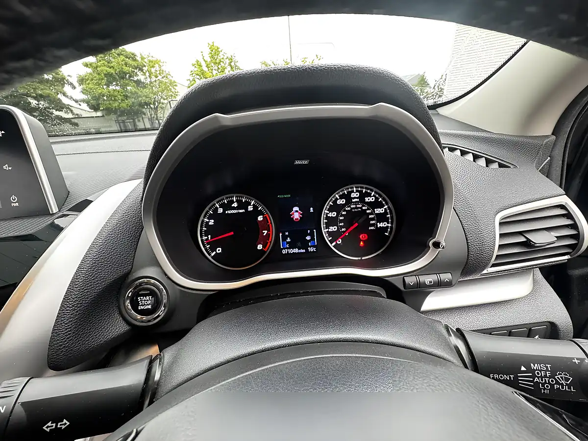Used 2018 Mitsubishi Eclipse Cross 3 Black - Interior and Exterior details 17