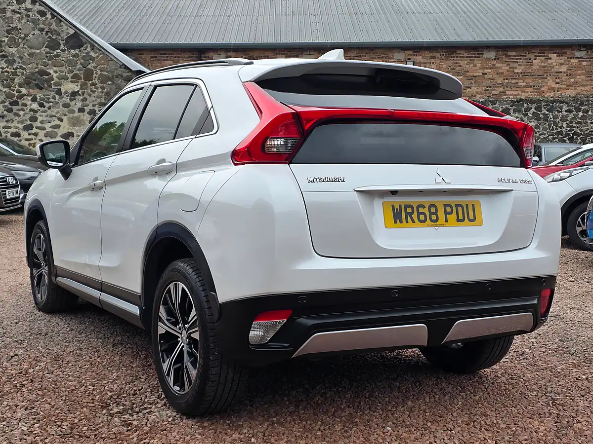 Used 2018 Mitsubishi Eclipse Cross 3 Pearlescent White - Interior and Exterior details 15