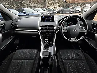 Used 2018 Mitsubishi Eclipse Cross 3 Pearlescent White - Interior and Exterior details 7