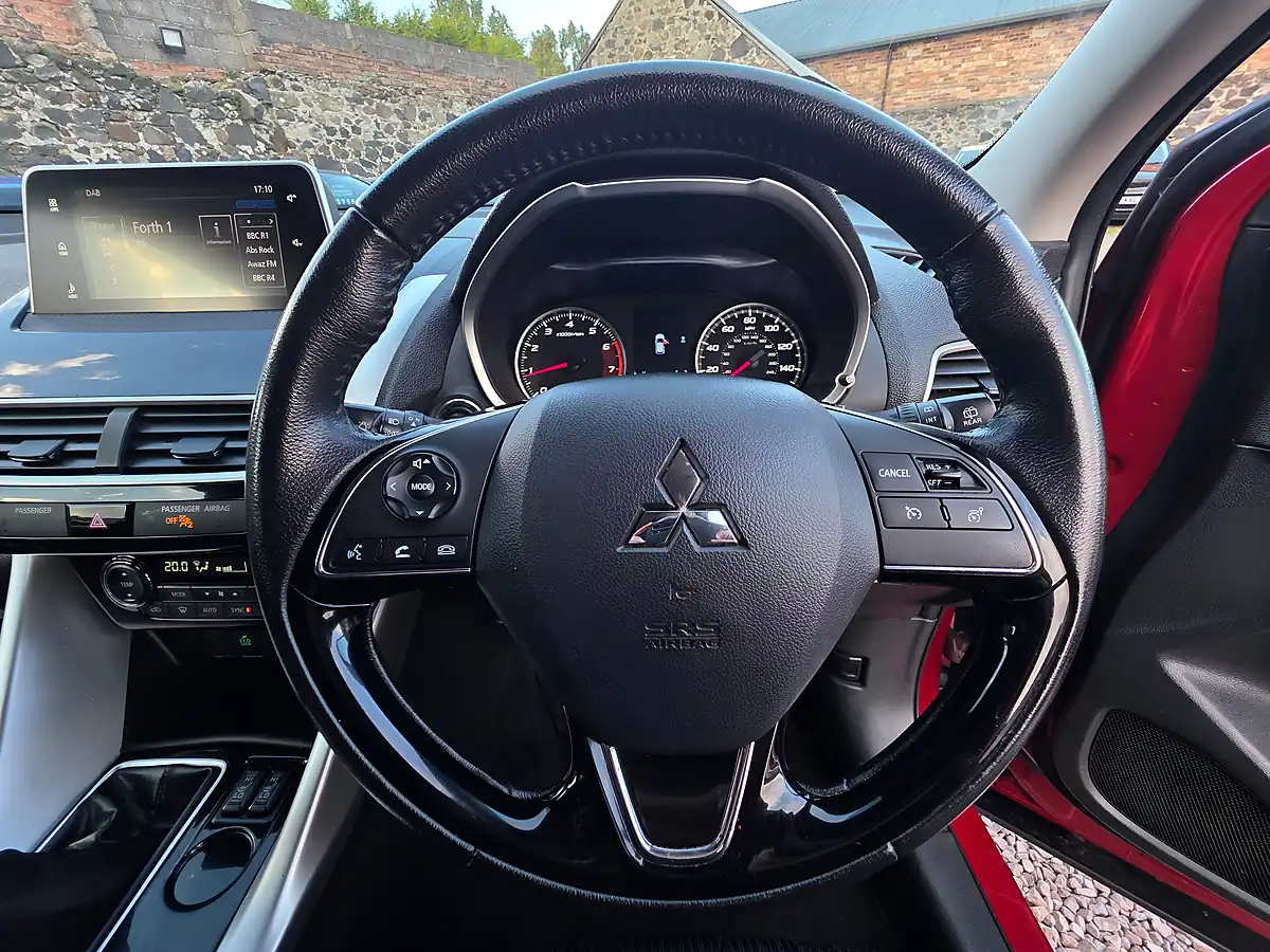 Used 2018 Mitsubishi Eclipse Cross 3 Red Diamond Metallic - Interior and Exterior details 9