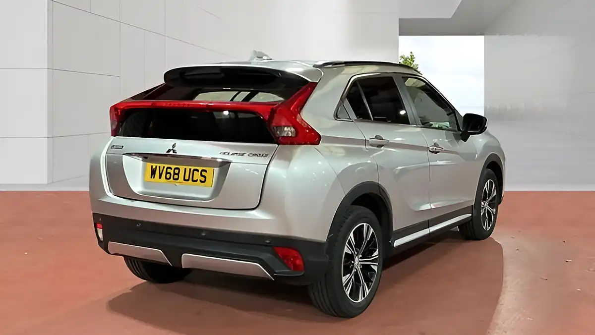Used 2018 Mitsubishi Eclipse Cross 3 Silver - Interior and Exterior details 4