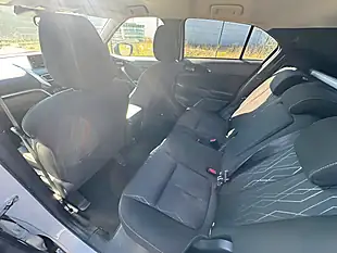 Used 2018 Mitsubishi Eclipse Cross 3 White - Interior and Exterior details 11