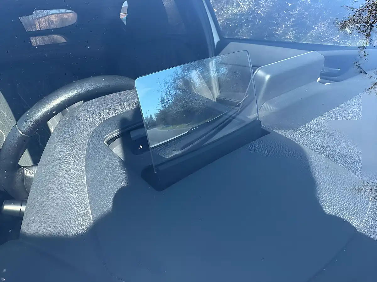 Used 2018 Mitsubishi Eclipse Cross 3 White - Interior and Exterior details 12