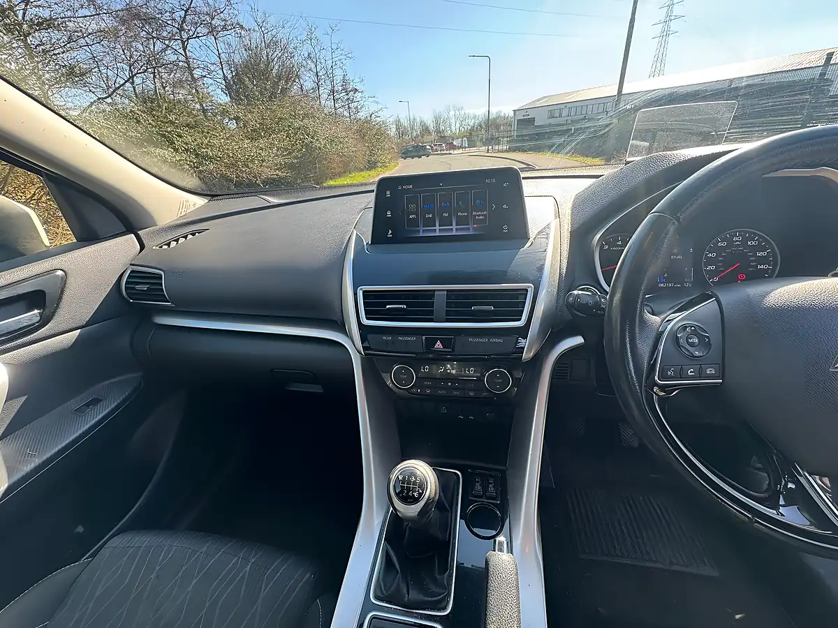 Used 2018 Mitsubishi Eclipse Cross 3 White - Interior and Exterior details 16