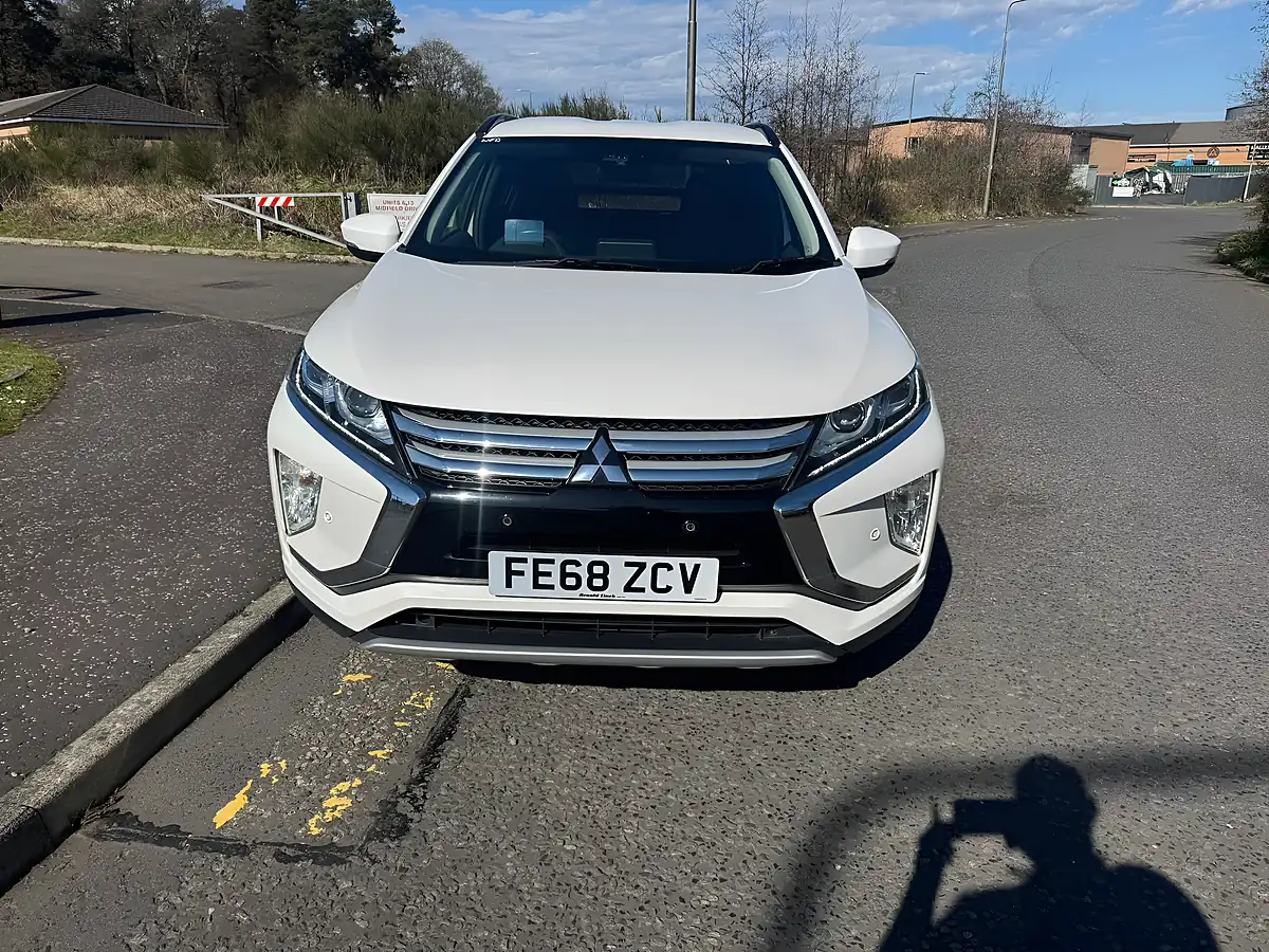 Used 2018 Mitsubishi Eclipse Cross 3 White - Interior and Exterior details 2