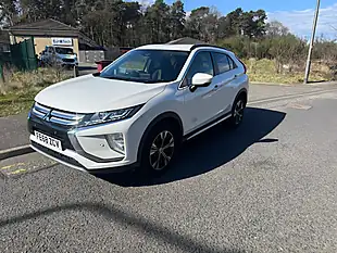 Used 2018 Mitsubishi Eclipse Cross 3 White - Interior and Exterior details 3