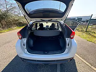 Used 2018 Mitsubishi Eclipse Cross 3 White - Interior and Exterior details 8