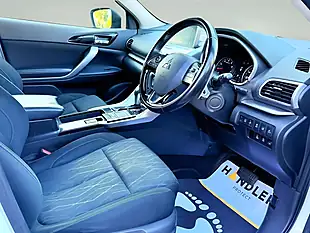 Used 2018 Mitsubishi Eclipse Cross 3 White - Interior and Exterior details 13