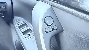 Used 2018 Mitsubishi Eclipse Cross 3 White - Interior and Exterior details 16