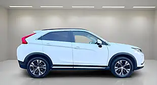 Used 2018 Mitsubishi Eclipse Cross 3 White - Interior and Exterior details 4