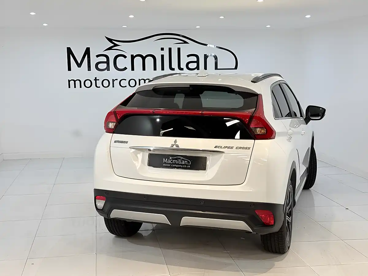 Used 2018 Mitsubishi Eclipse Cross 3 White - Interior and Exterior details 11