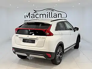 Used 2018 Mitsubishi Eclipse Cross 3 White - Interior and Exterior details 8