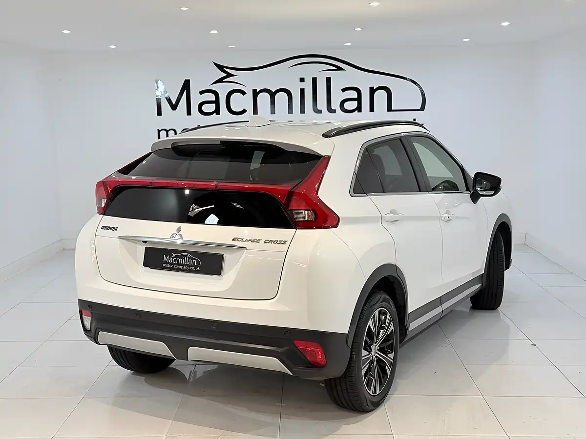 Used 2018 Mitsubishi Eclipse Cross 3 White - Interior and Exterior details 8