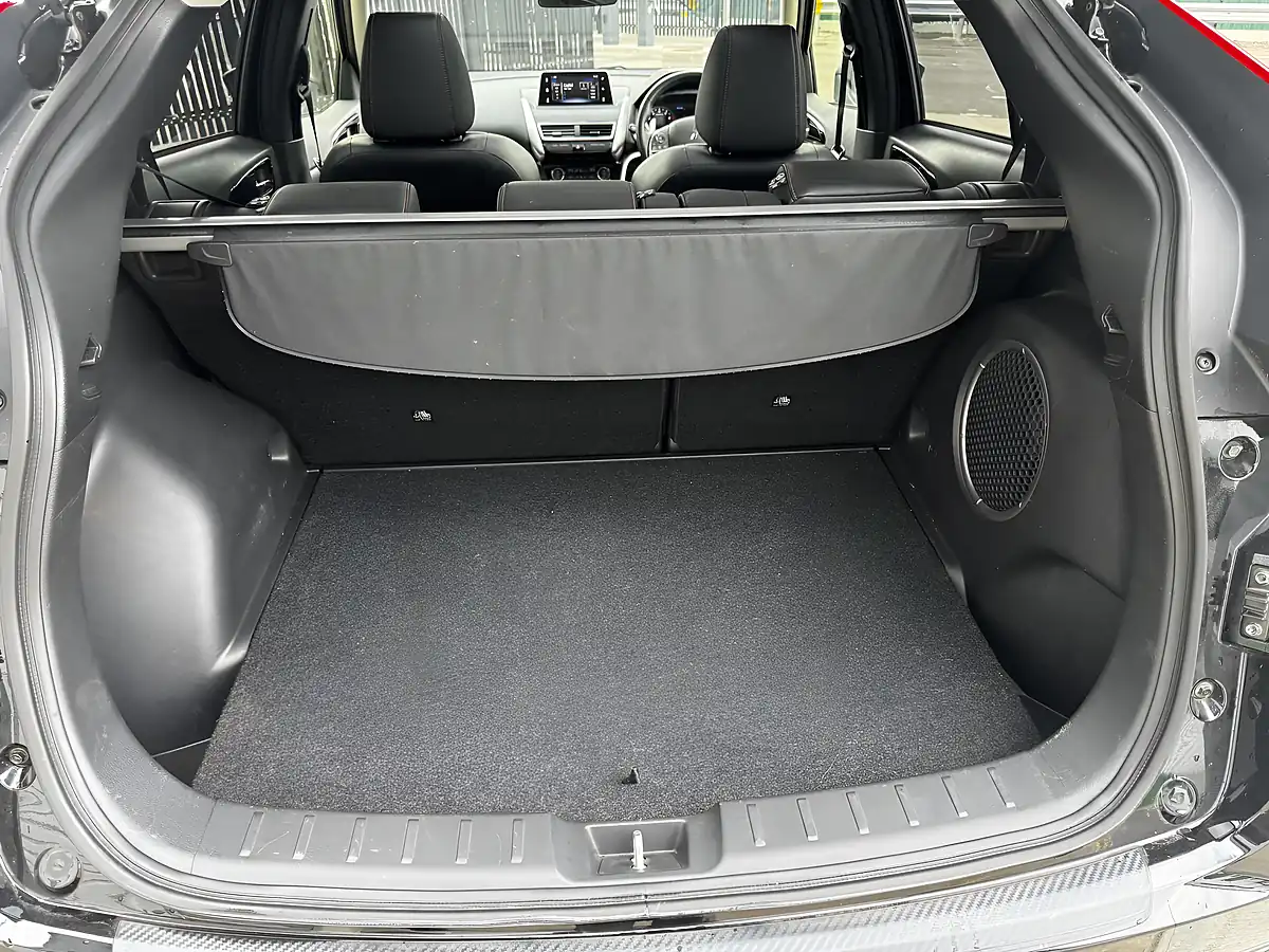 Used 2018 Mitsubishi Eclipse Cross 4 Black - Interior and Exterior details 15