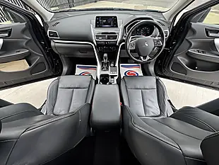 Used 2018 Mitsubishi Eclipse Cross 4 Black - Interior and Exterior details 19