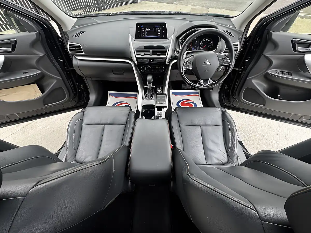 Used 2018 Mitsubishi Eclipse Cross 4 Black - Interior and Exterior details 19