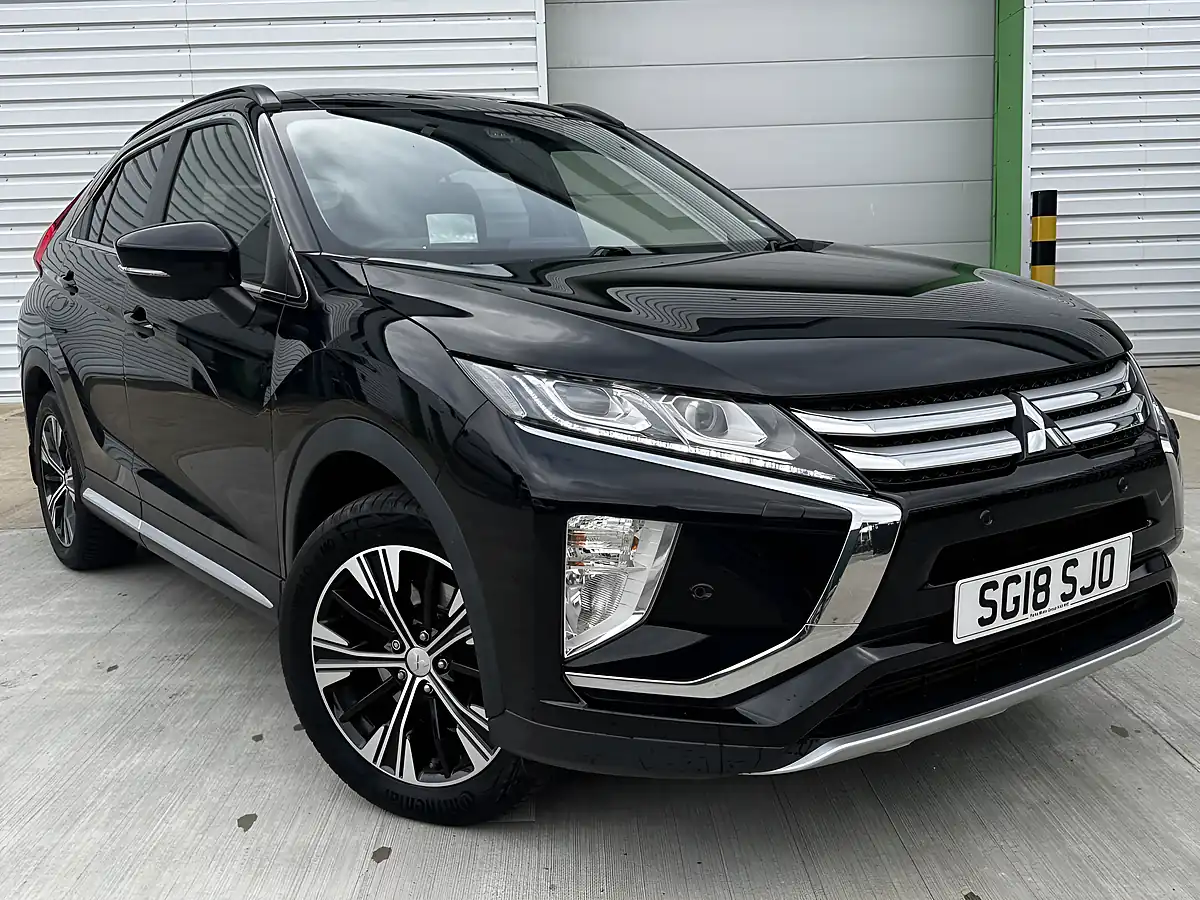 Used 2018 Mitsubishi Eclipse Cross 4 Black - Interior and Exterior details 2