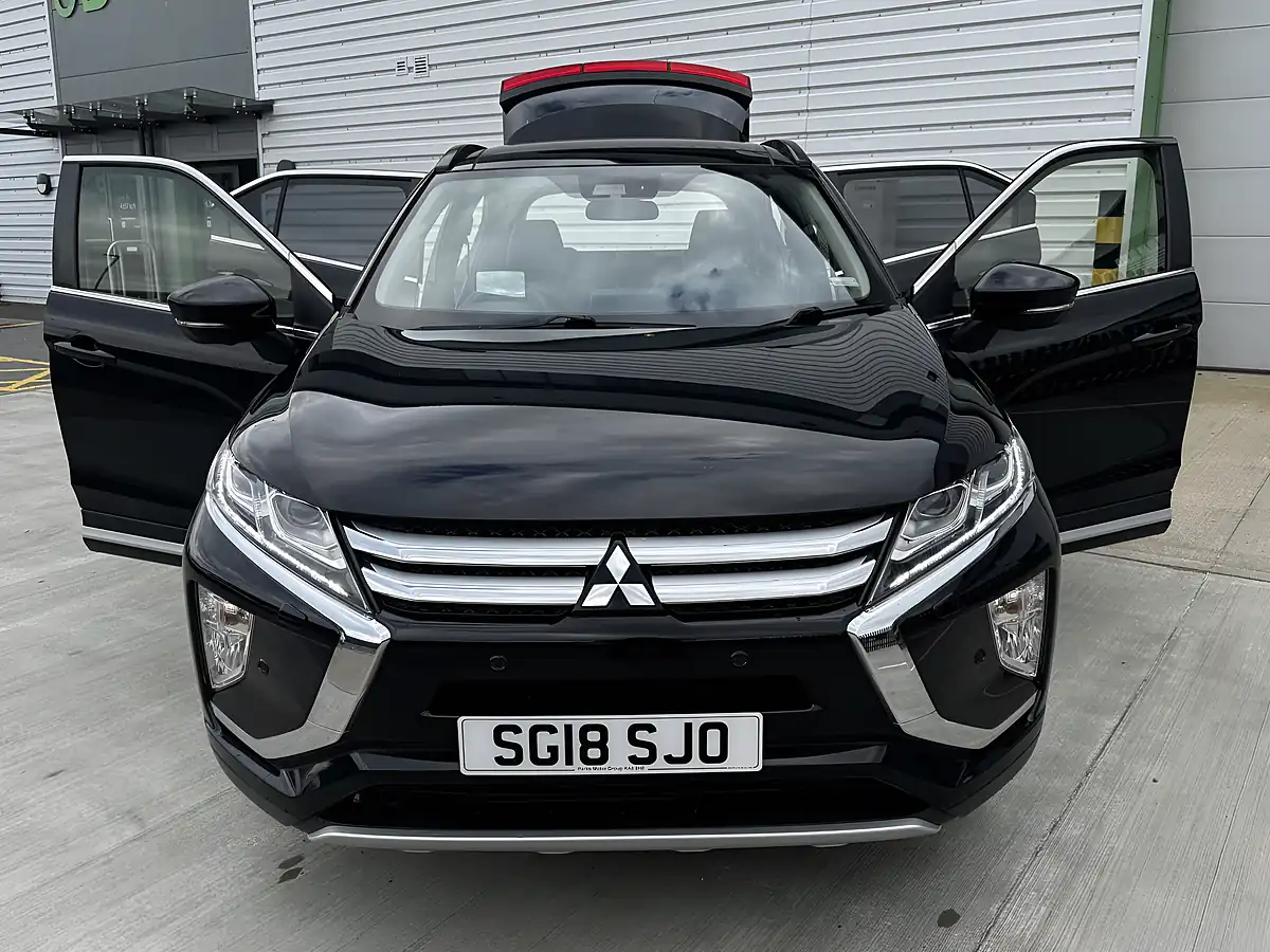 Used 2018 Mitsubishi Eclipse Cross 4 Black - Interior and Exterior details 20