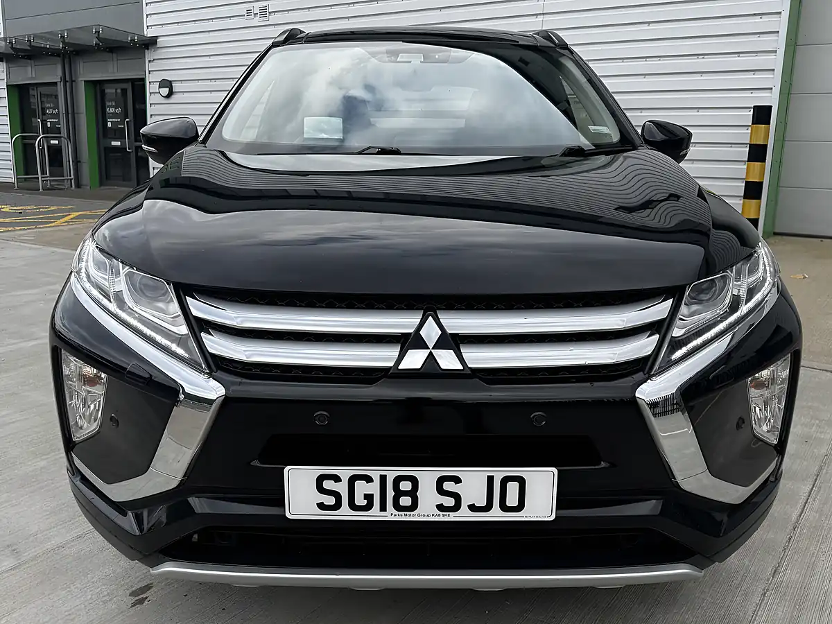 Used 2018 Mitsubishi Eclipse Cross 4 Black - Interior and Exterior details 3