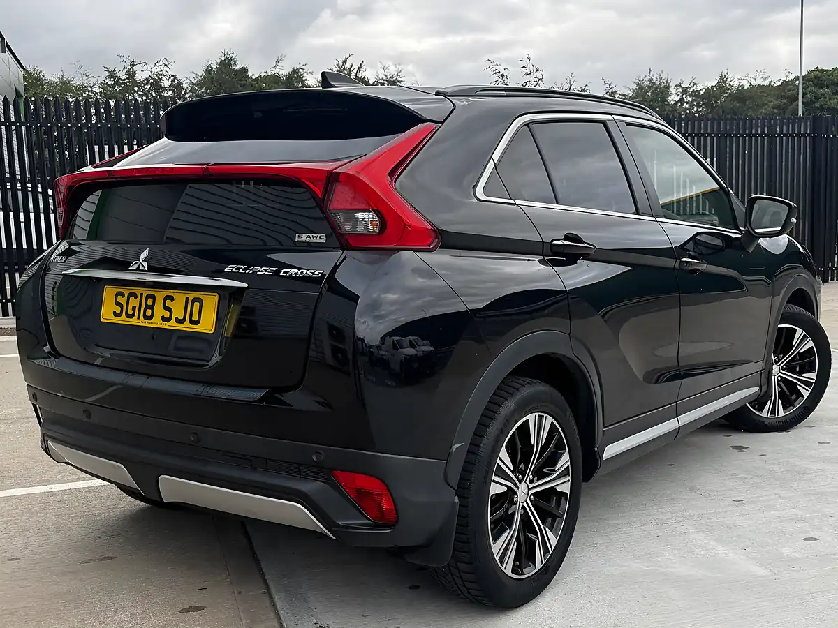 Used 2018 Mitsubishi Eclipse Cross 4 Black - Interior and Exterior details 7