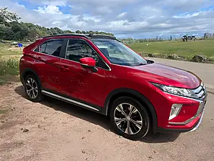 Used 2018 Mitsubishi Eclipse Cross 4 Red - Interior and Exterior details 20