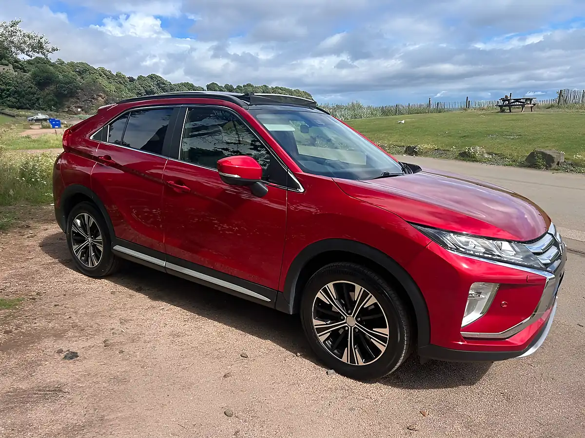 Used 2018 Mitsubishi Eclipse Cross 4 Red - Interior and Exterior details 20