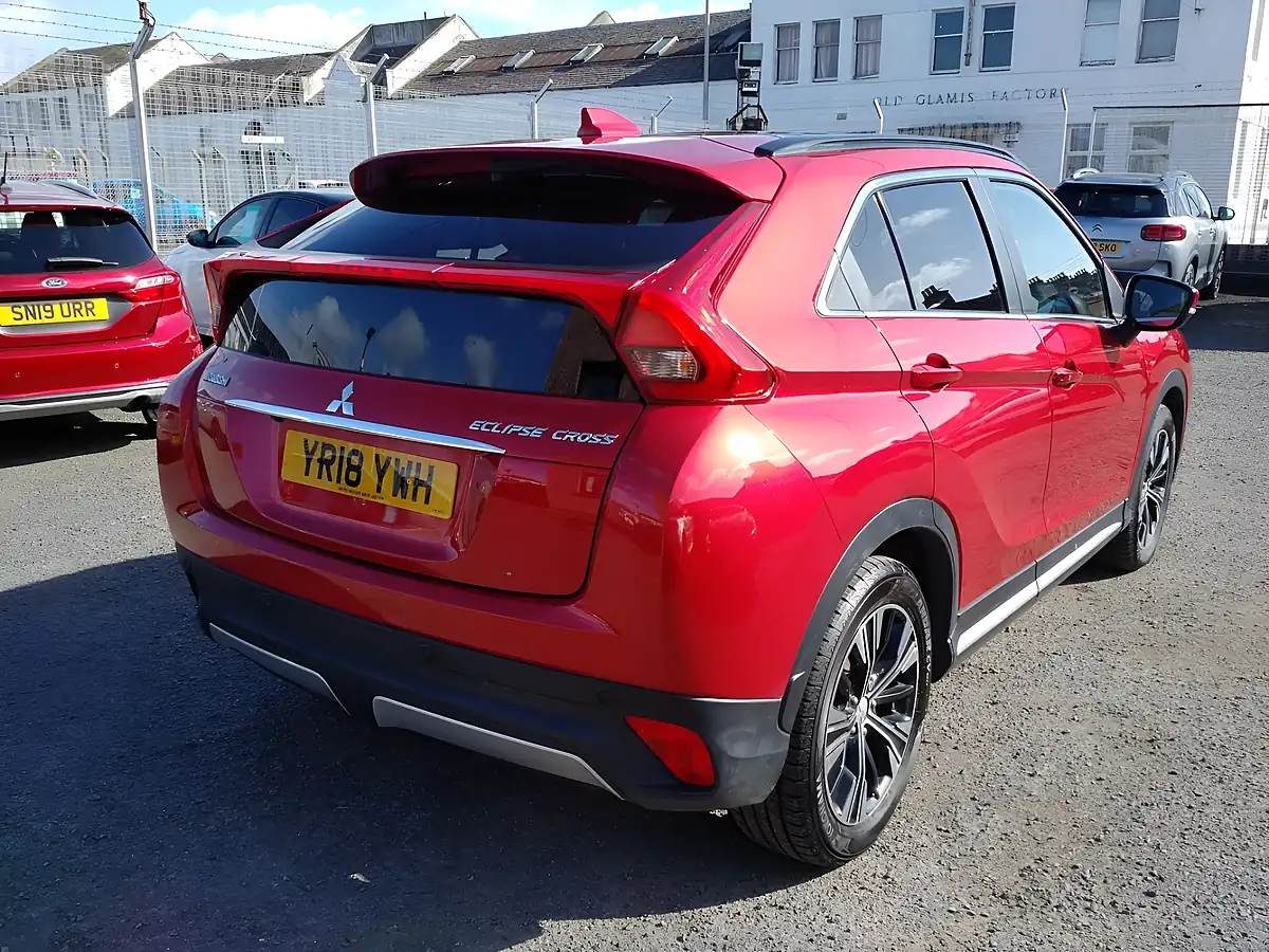Used 2018 Mitsubishi Eclipse Cross 4 Red - Interior and Exterior details 5
