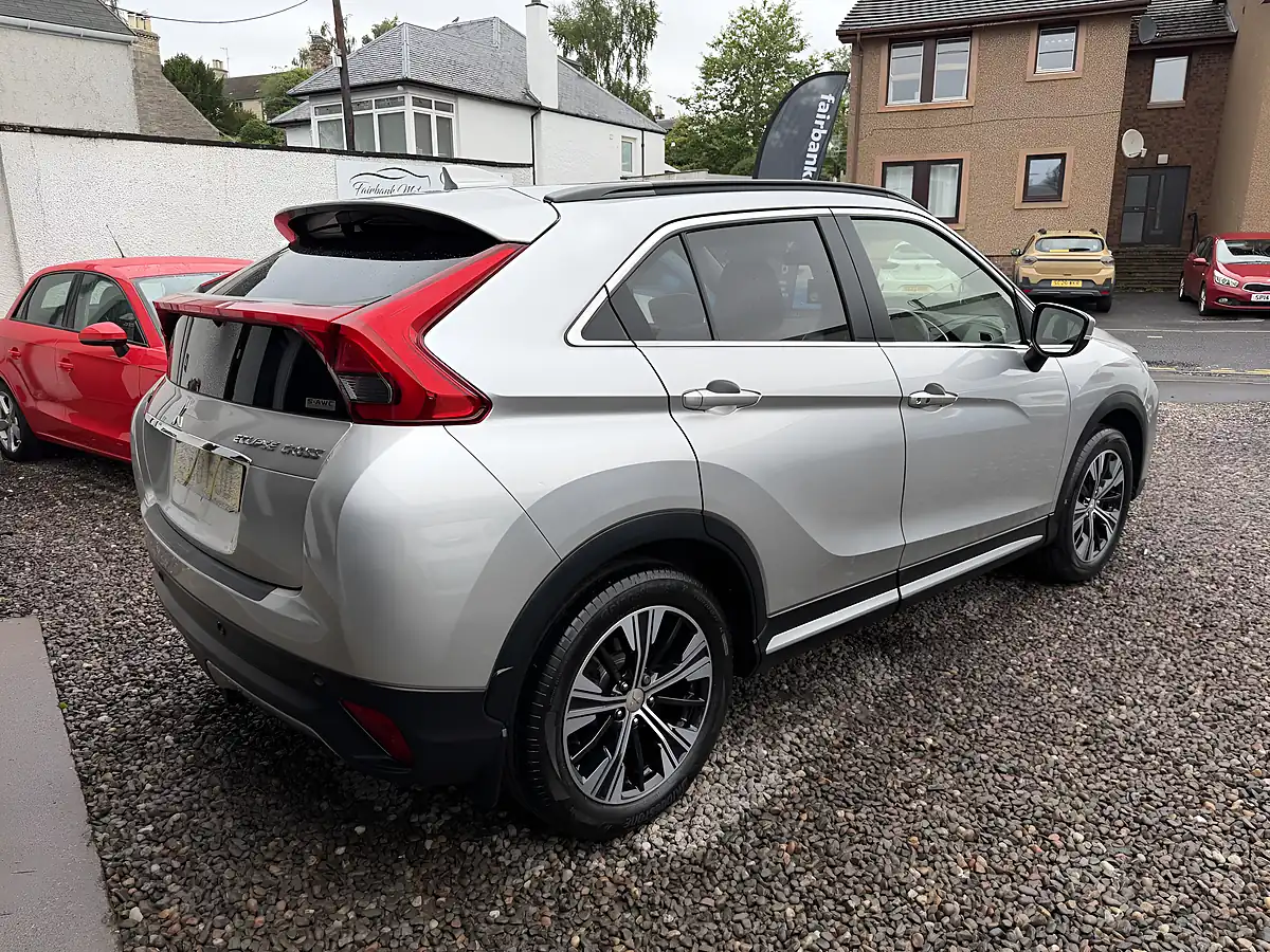 Used 2018 Mitsubishi Eclipse Cross 4 Silver - Interior and Exterior details 9