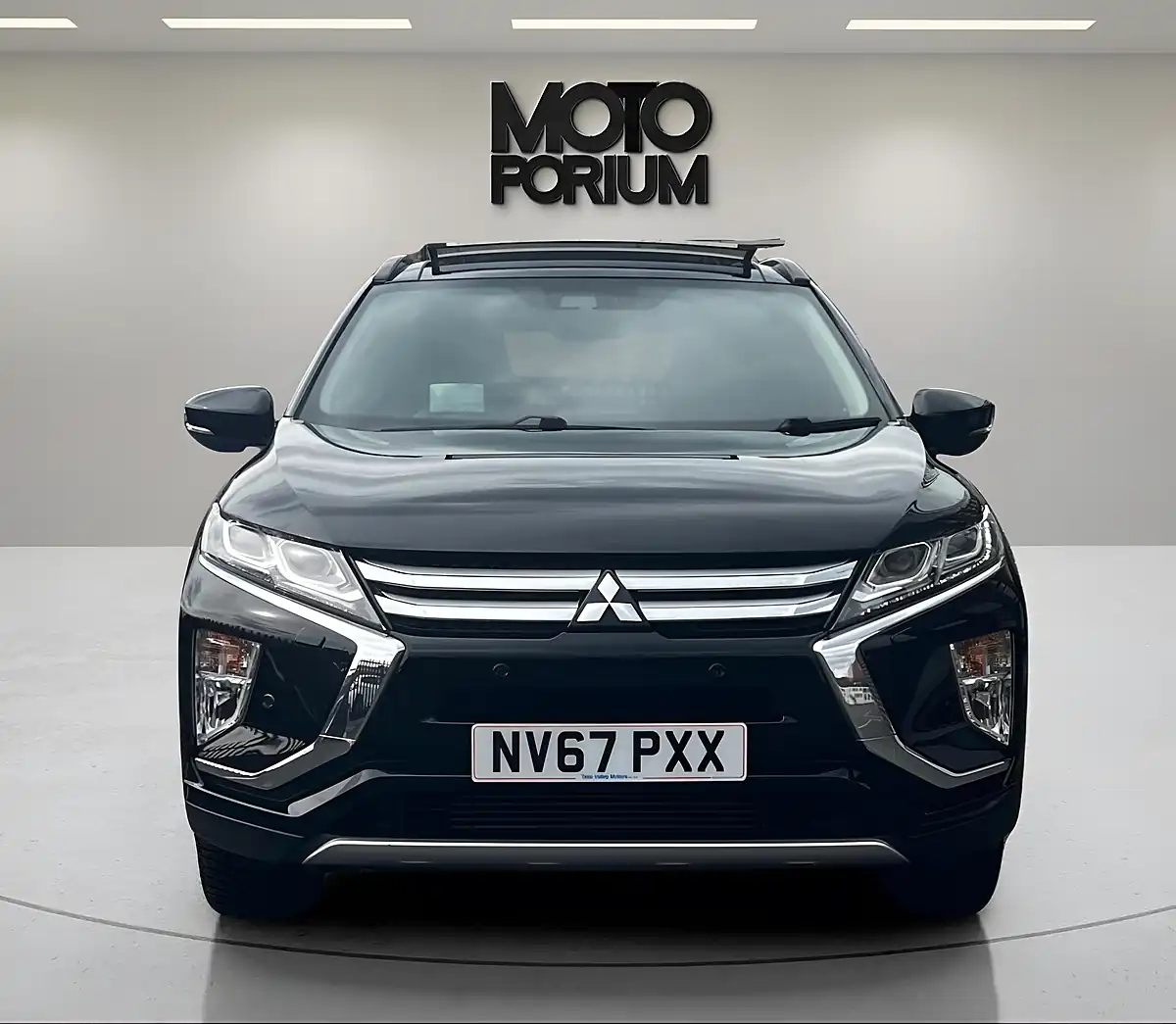 Used 2018 Mitsubishi Eclipse Cross Cvt 4WD Black - Interior and Exterior details 9